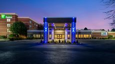 Holiday Inn Express Naperville