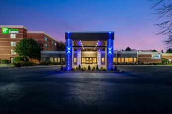 Holiday Inn Express Naperville