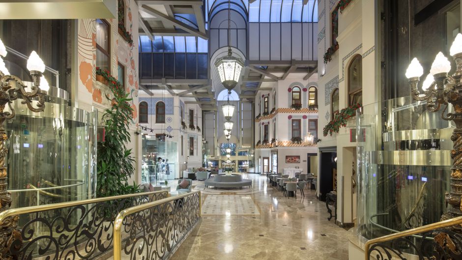 Crowne Plaza Istanbul - Old City Lobby