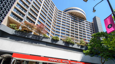 Pinnacle Hotel Harbourfront