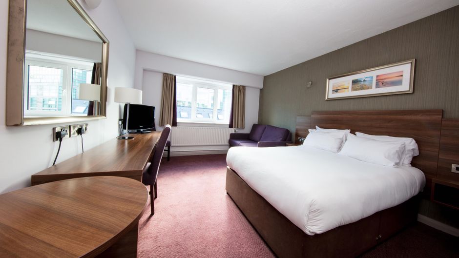 Leonardo Hotel Cork Room