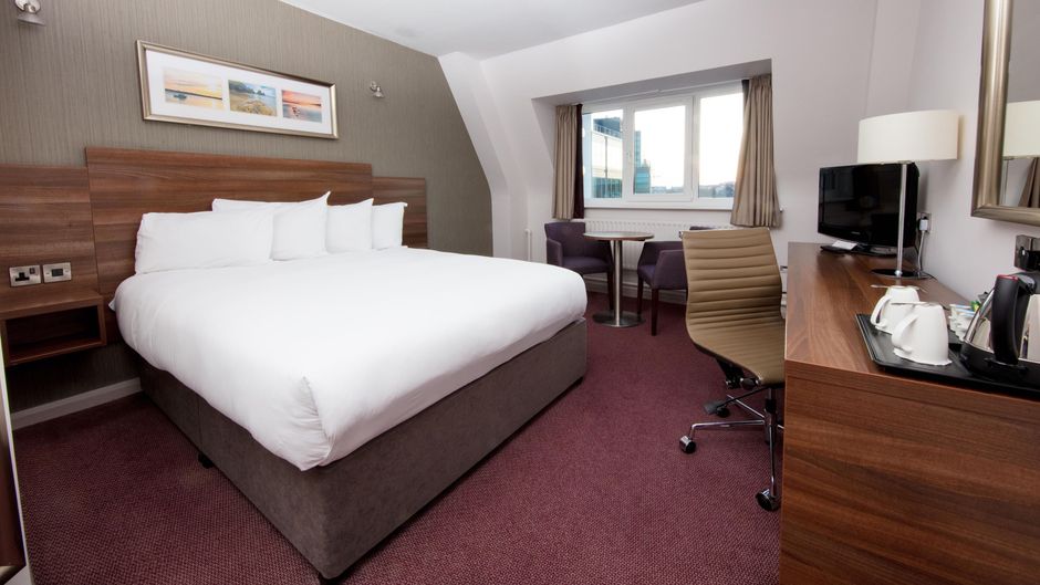 Leonardo Hotel Cork Room