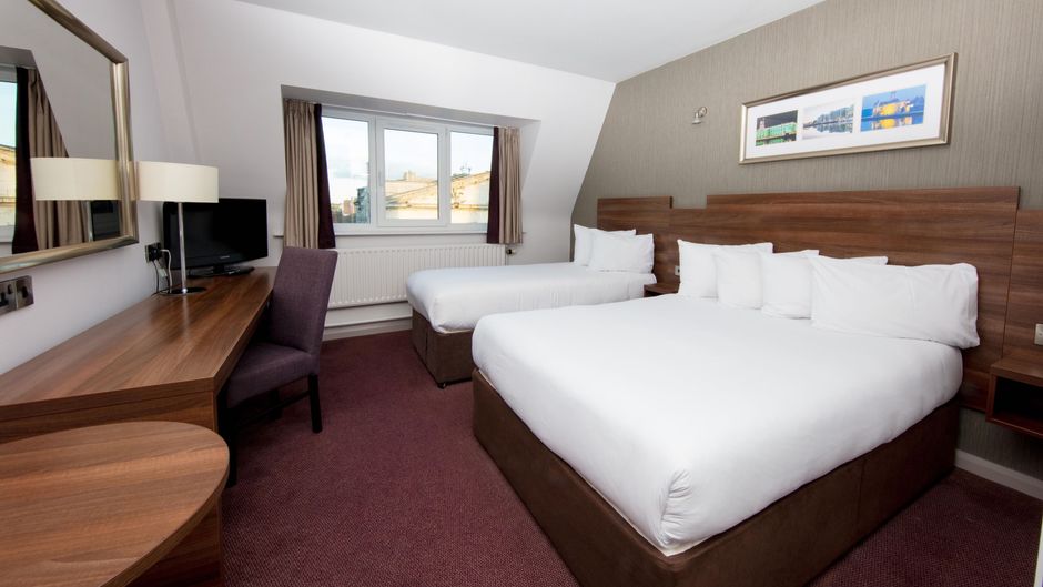 Leonardo Hotel Cork Room