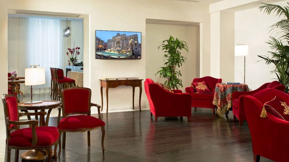 Hotel Degli Artisti Lobby