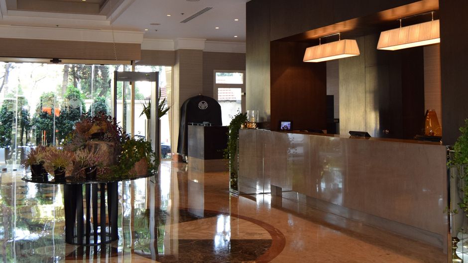 Gefinor Rotana Lobby