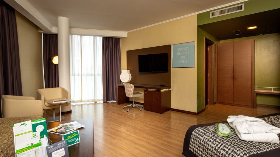 Holiday Inn Turin Corso Francia Suite