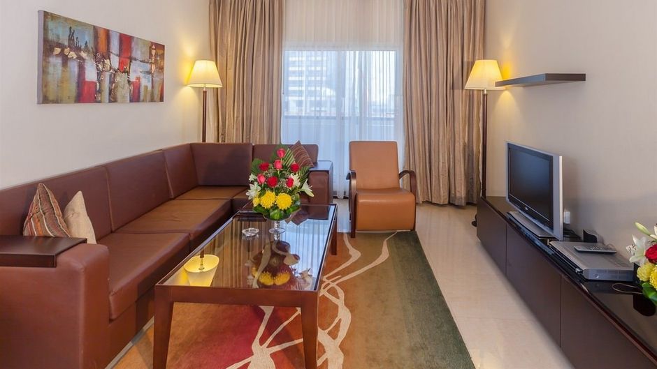 Flora Park Deluxe Hotel Apartments Room