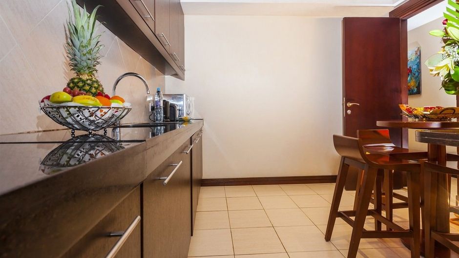Flora Park Deluxe Hotel Apartments Room