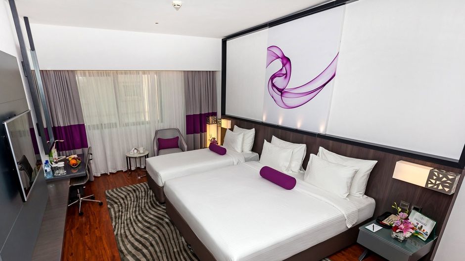 Flora Grand Hotel Room