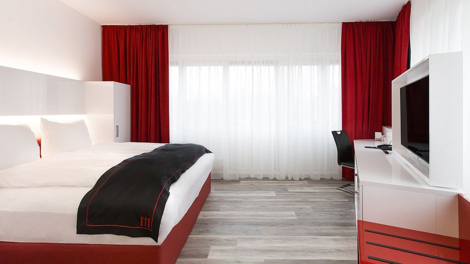 DORMERO Hotel Hannover Airport Room