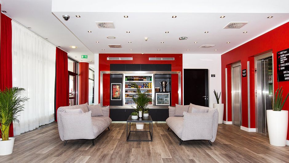 Dormero Hotel Zurich Airport Lobby