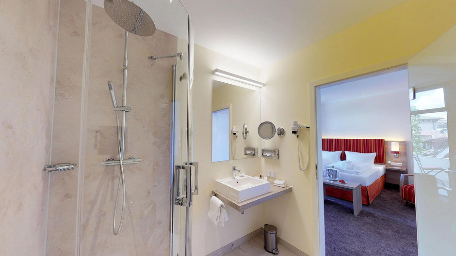 Hotel Goldene Traube Room