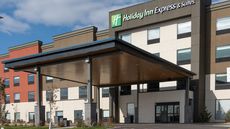 Holiday Inn Express & Stes N Battleford