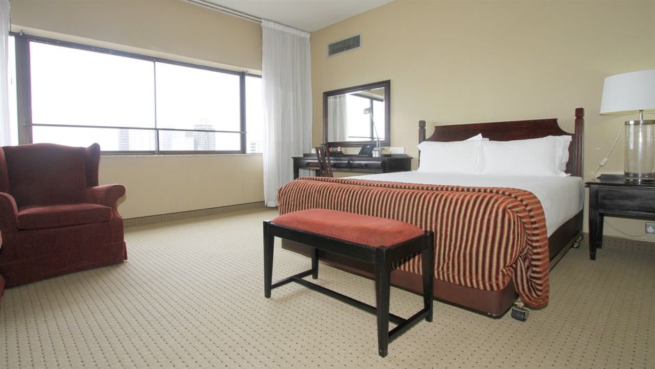 Royal Hotel Room