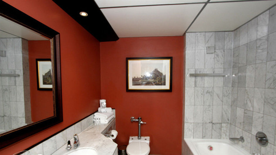 Royal Hotel Room