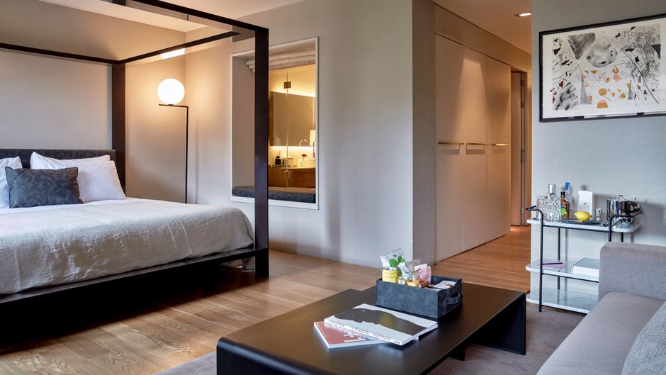 Sir Victor Room