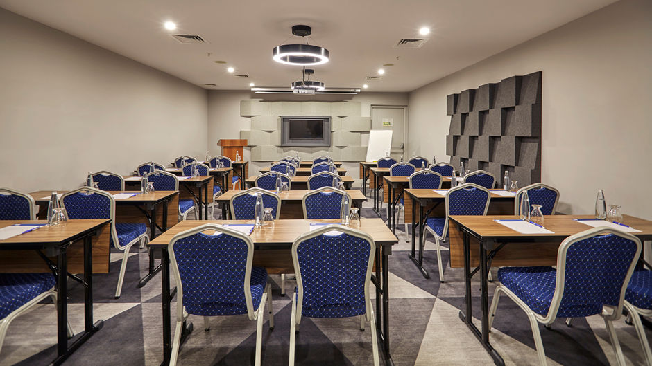 Holiday Inn Express Atakoy Metro Meeting