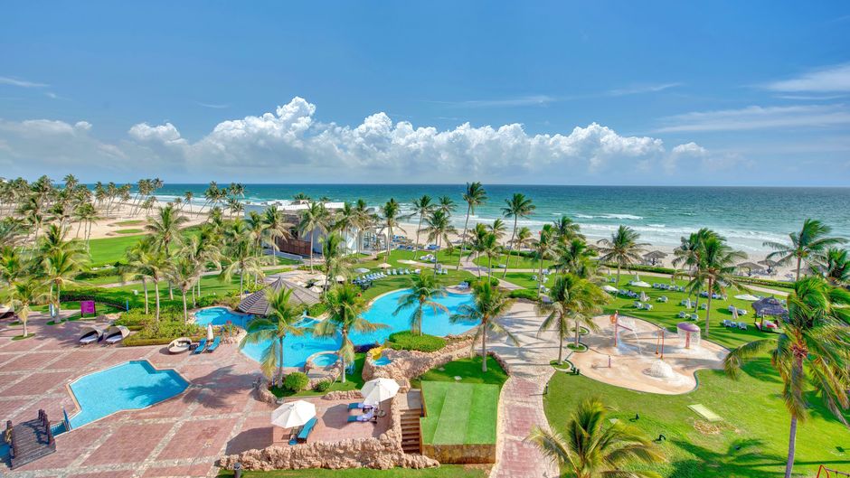 Crowne Plaza Resort Salalah Exterior