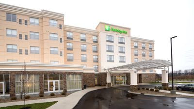 Holiday Inn & Suites Kalamazoo West