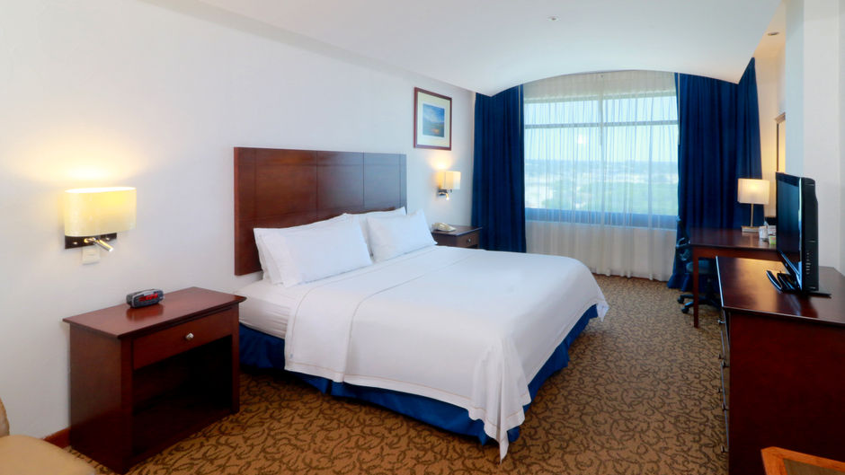 Holiday Inn Express Nuevo Laredo Suite