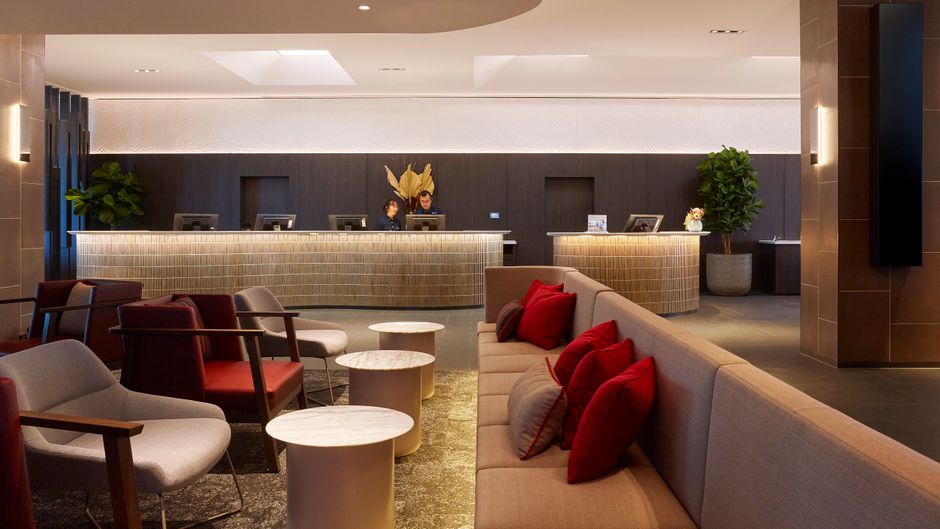 Holiday Inn Express Melbourne Southbank Lobby