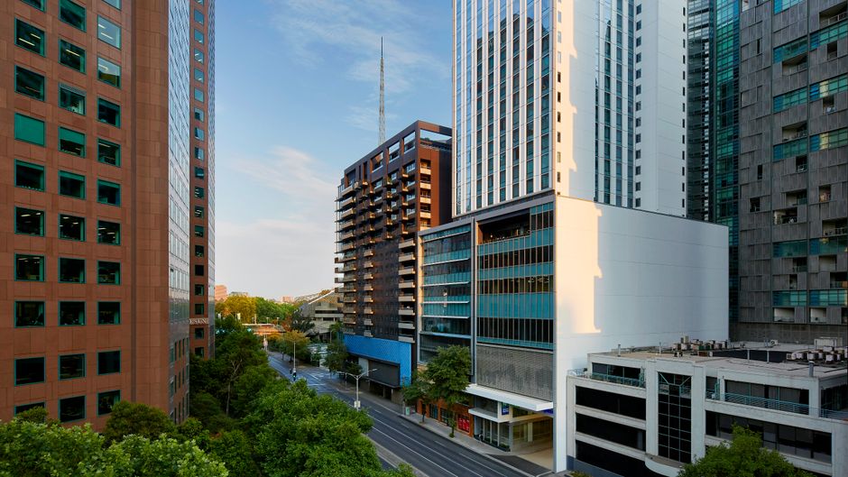 Holiday Inn Express Melbourne Southbank Exterior