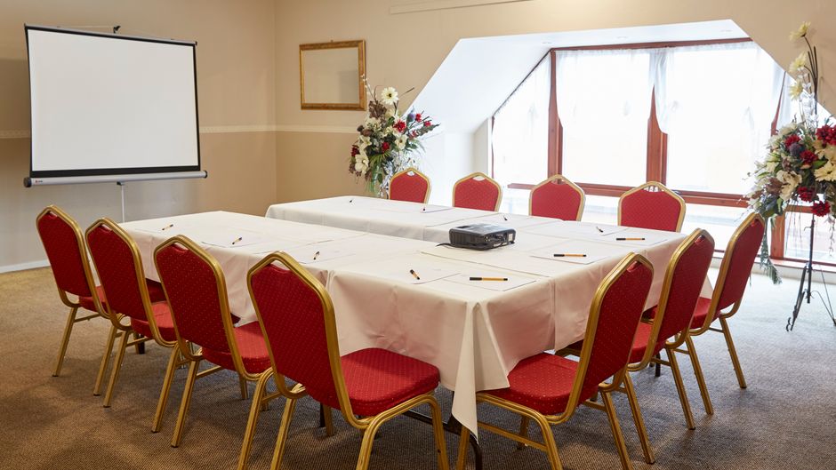 Caledonian Hotel Meeting