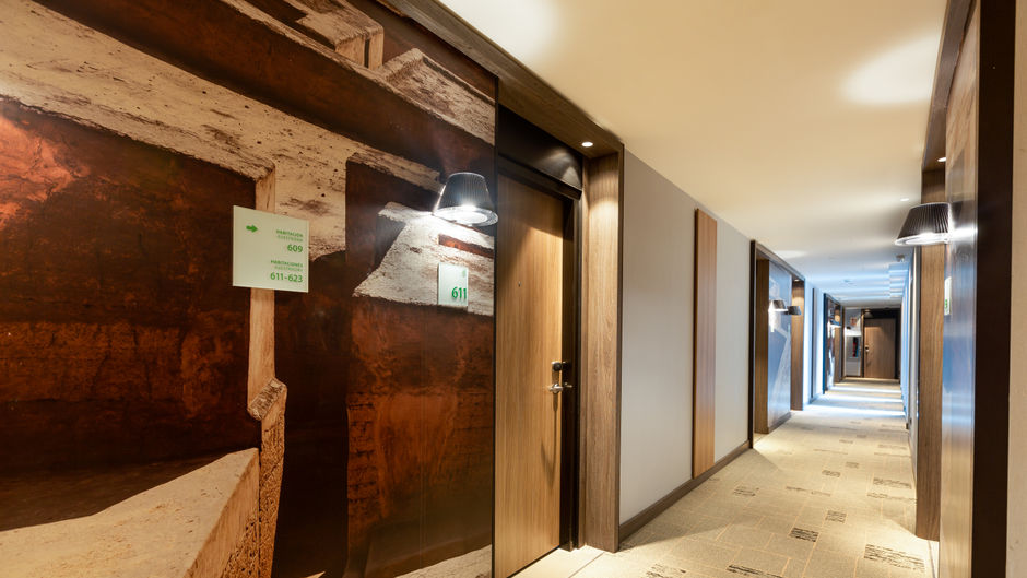 Holiday Inn Miraflores Lobby