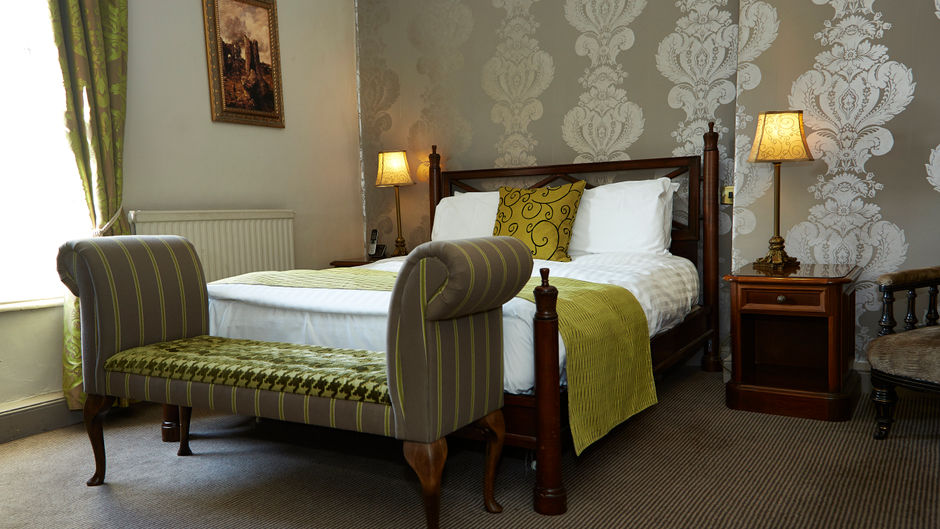 White Hart Braintree Room