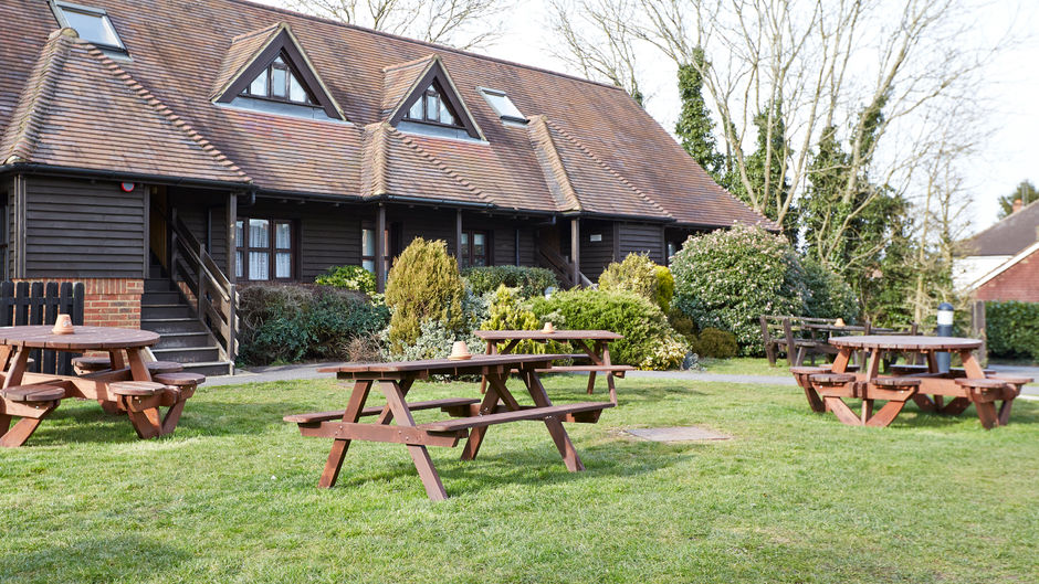 The White Hart Inn Exterior