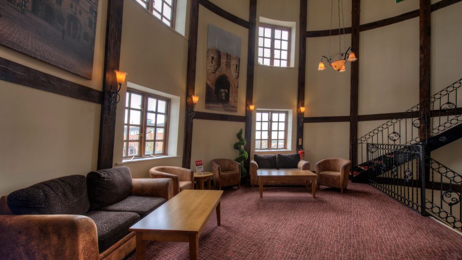 Windmill Farm Hotel (Lincoln) Lobby