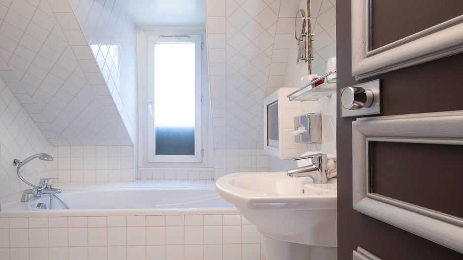 Elysees Hotel Paris Room