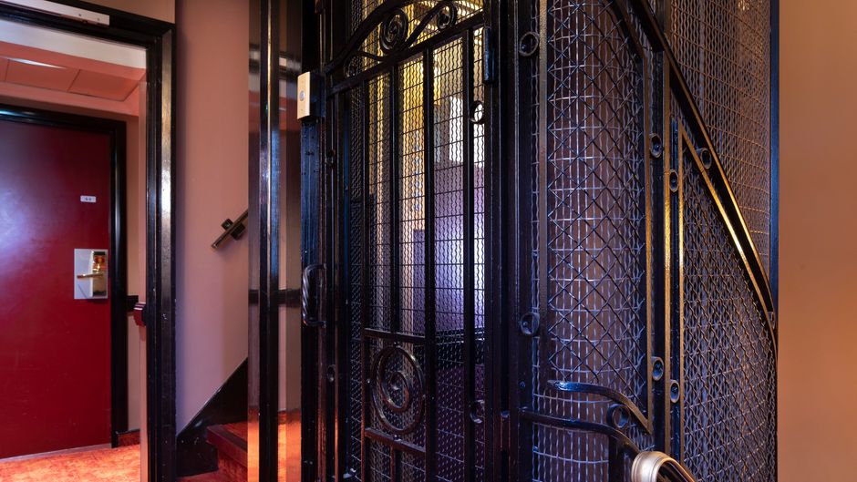 Elysees Hotel Paris Lobby