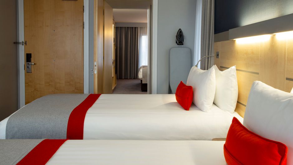 Holiday Inn Express Town Centre Room