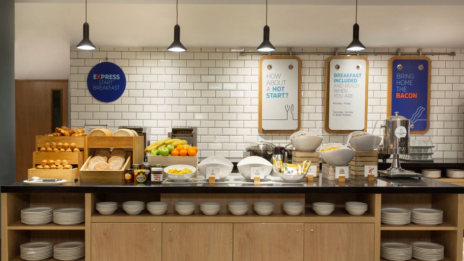 Holiday Inn Express Town Centre Restaurant