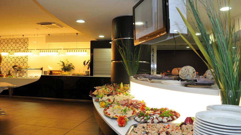Holiday Inn Genoa City Restaurant
