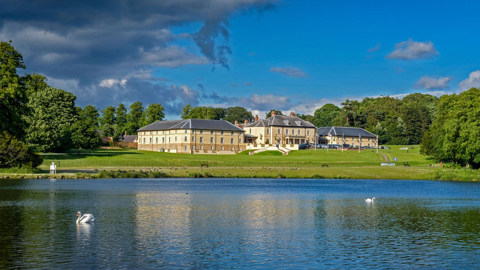 Hardwick Hall Hotel Exterior