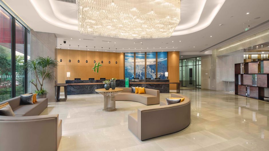 Holiday Inn Chengdu Airport Lobby