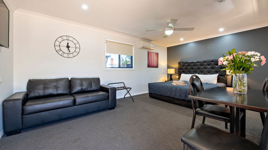 Matilda Motor Inn Room