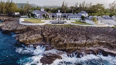 Trident Hotel