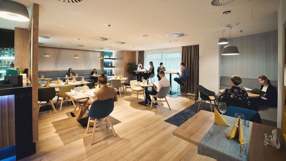 Holiday Inn Lodz Restaurant