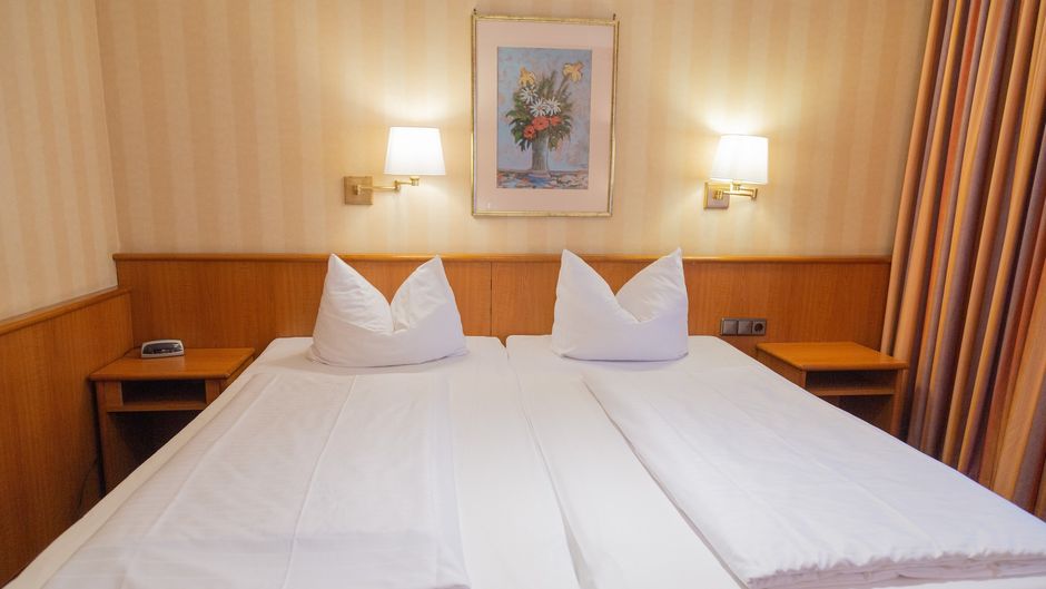 Hotel Ebertor Room
