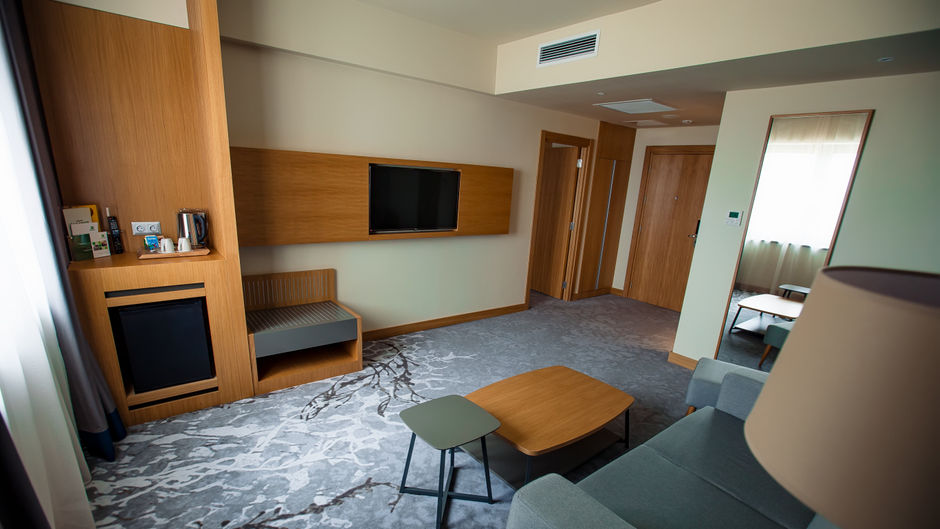 Holiday Inn Aktau Seaside Suite