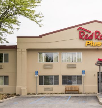 Red Roof PLUS+ Poughkeepsie