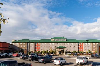 Sandman Hotel Calgary Airport