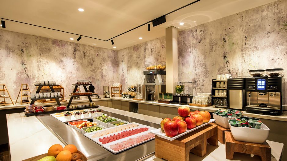 Monet Garden Hotel Restaurant