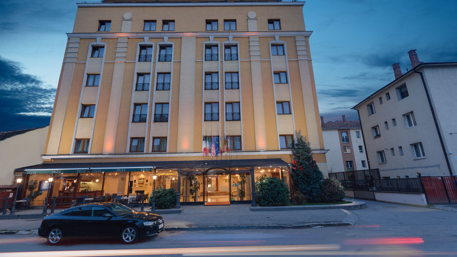 Hotel Opera Plaza Exterior