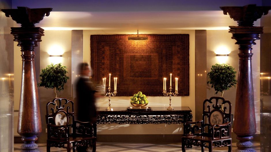 Sardegna Hotel Lobby