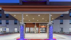 Holiday Inn Express & Suites Kearney