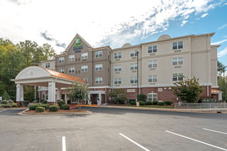 Holiday Inn Express & Suites LaGrange